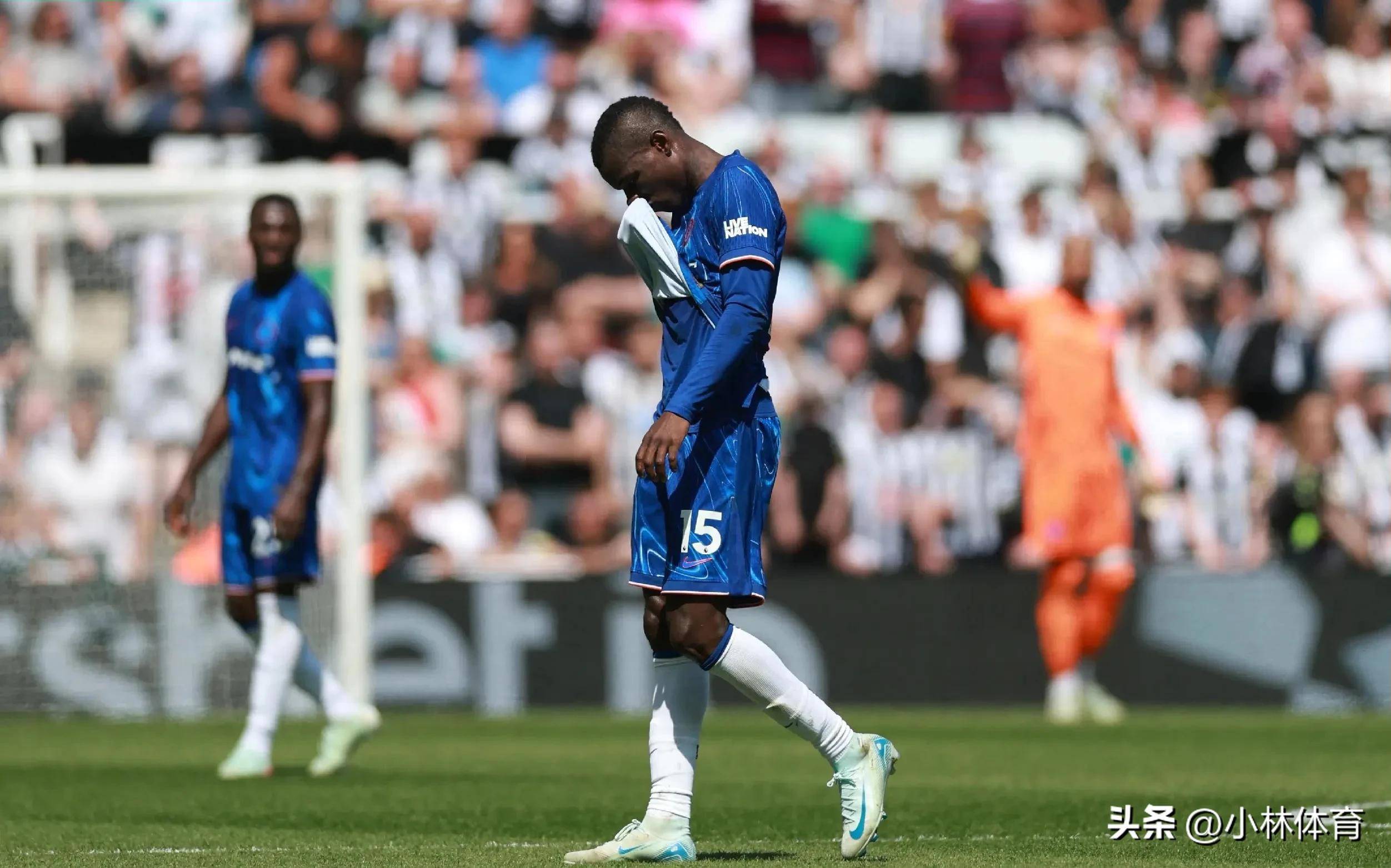 切尔西后卫神勇救险，助球队成功保级，简介单位.