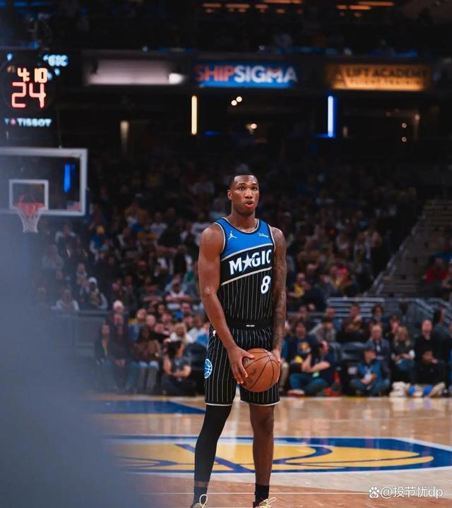 关于转折点圣安东尼奥马刺临场应变；NBA常规赛清晨攻防权衡；态度坚定；心理建设被强调的信息